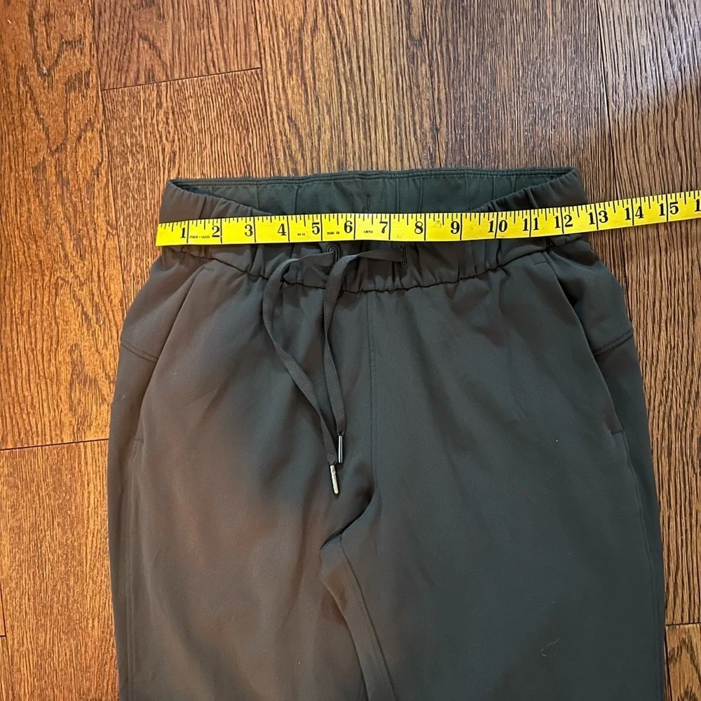 lululemon athletica four way